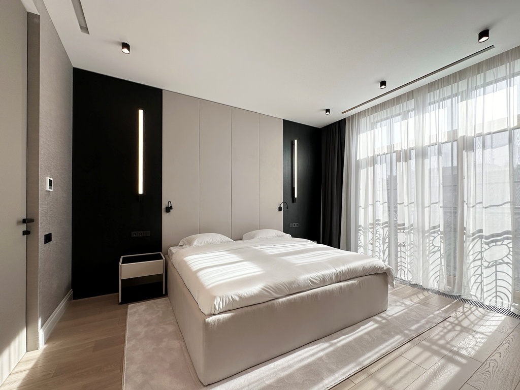 Трехкомнатная квартира с новой отделкой в новом доме на Остоженке (Всеволожский, 5)