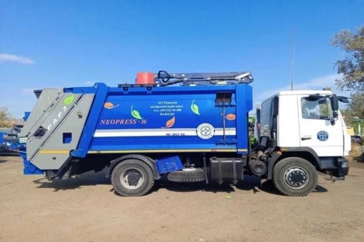    Особая спецтехника поступила на счет Астраханского регоператора с ТКО