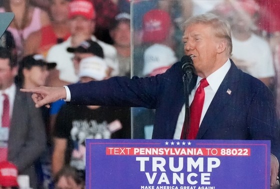    Дональд Трамп