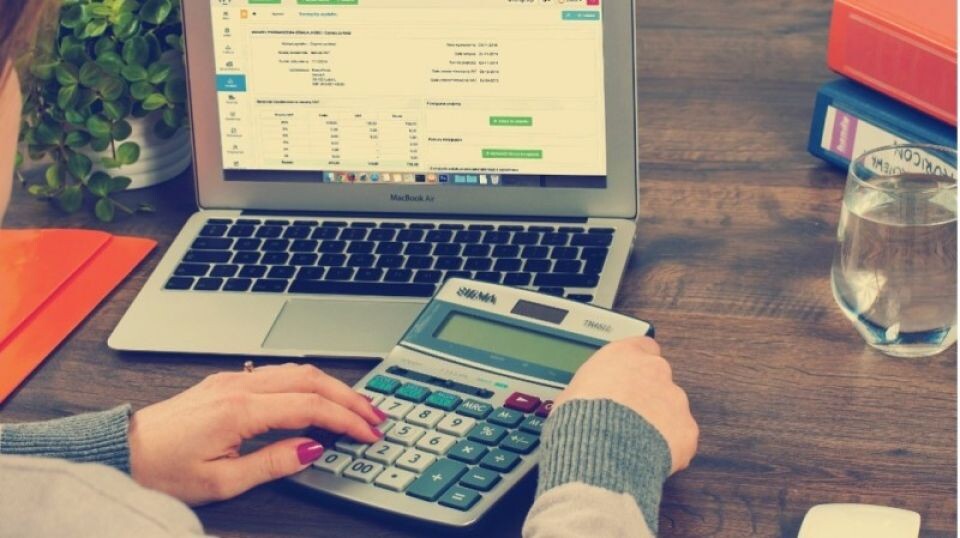    Деньги. Налоги. Источник: William Iven с сайта Pixabay