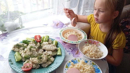 Будни нашей семьи.Печем булочки.Купили домашнее яйцо.