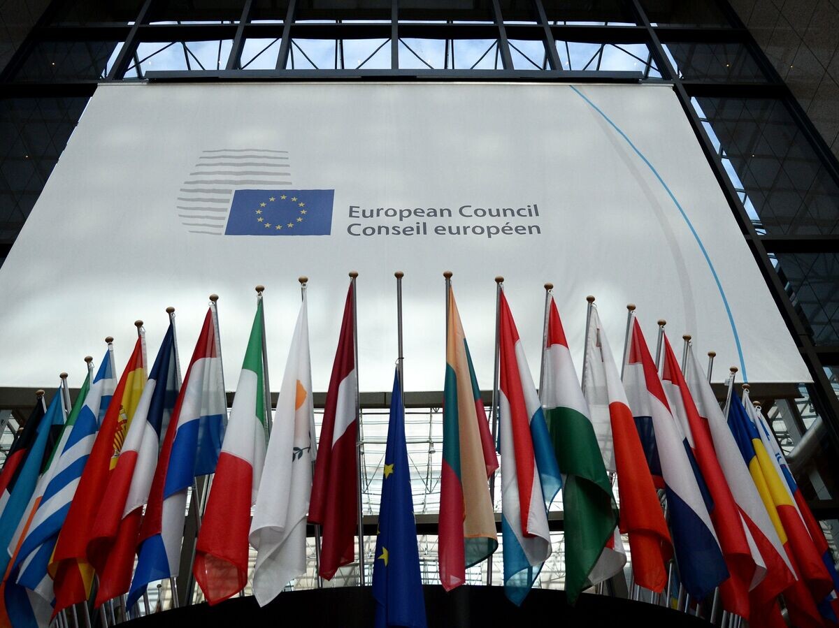    Флаги стран-участниц заседания Совета Европы в Брюсселе. 19 октября 2017© РИА Новости / Алексей Витвицкий