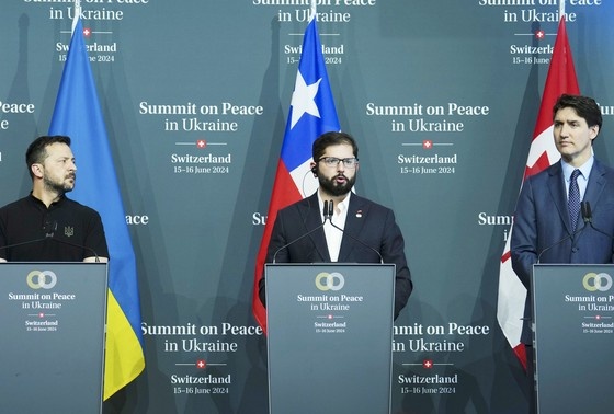    Пресс-конференция после саммита по миру в Украине на курорте Бургеншток в Оббургене, Швейцария