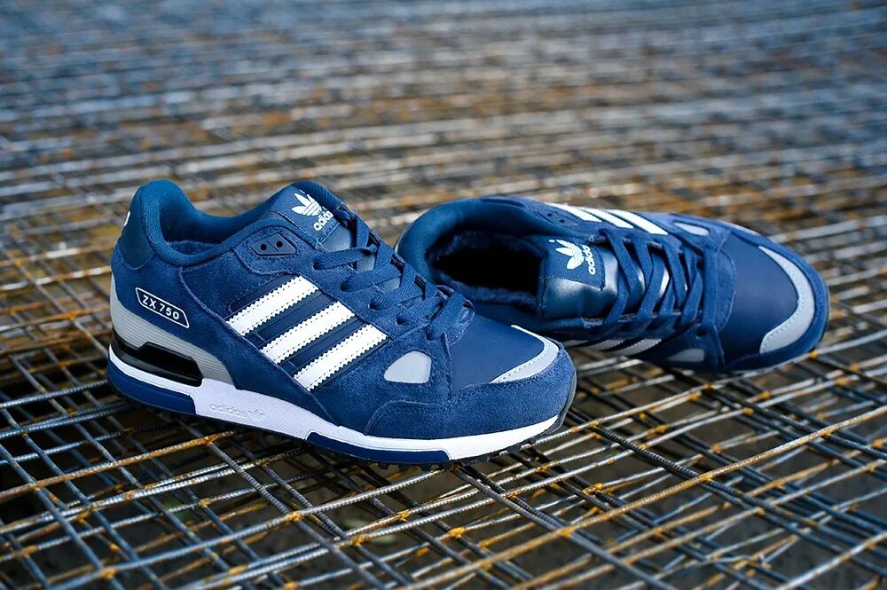 Adidas zx 750 caratteristiche hotsell