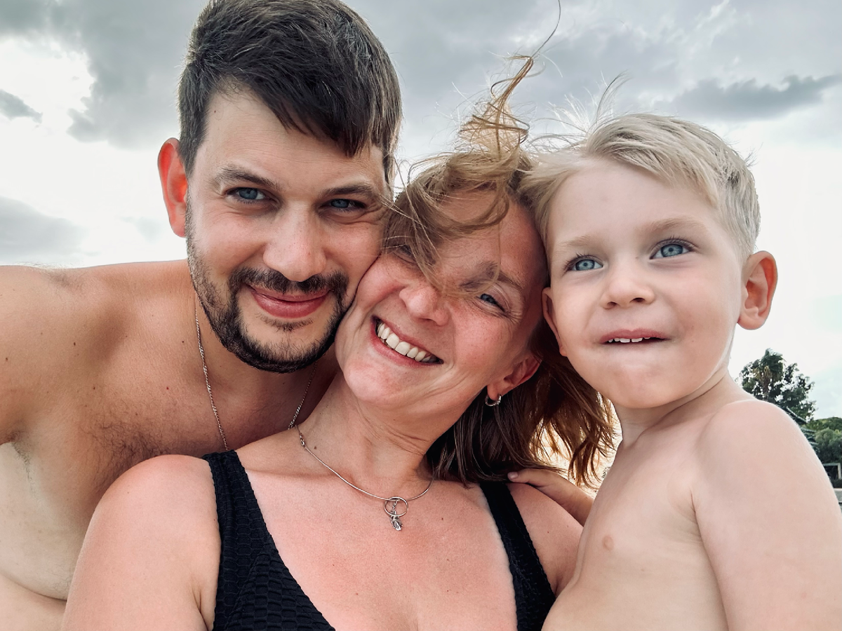 Но, в целом, много шмоток на море в оллинклюзив брать не нужно, на мой взгляд. Главное — купальники и плавки :)