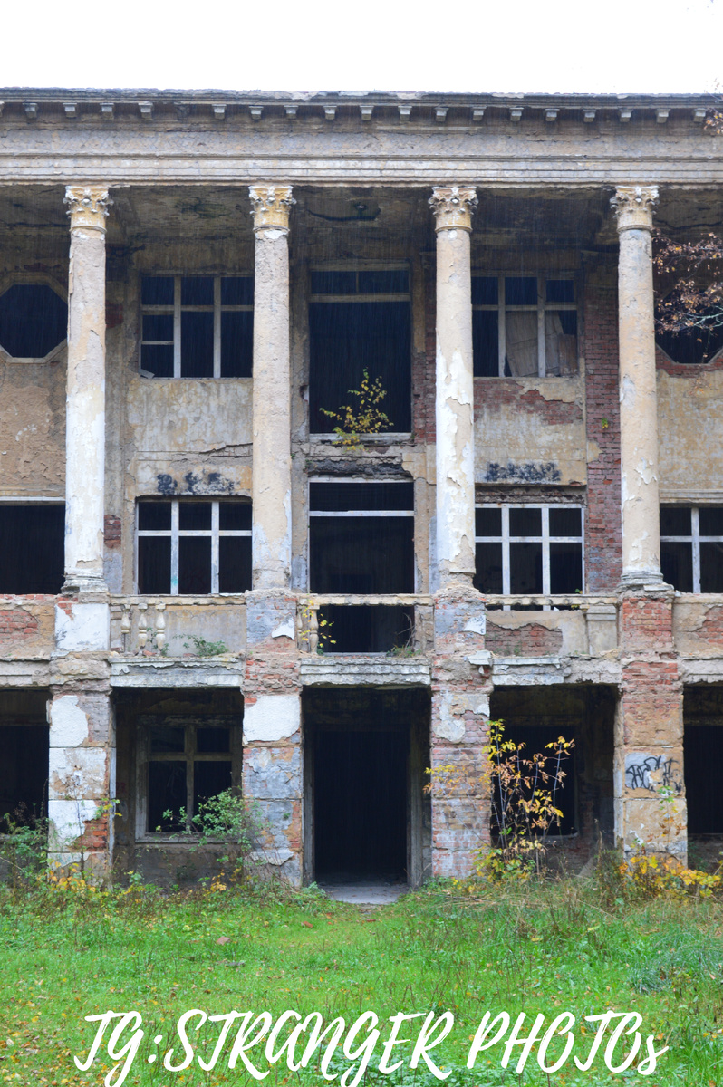 Больше фото можете найти в моем Телеграм канале t.me/strangerphoto7