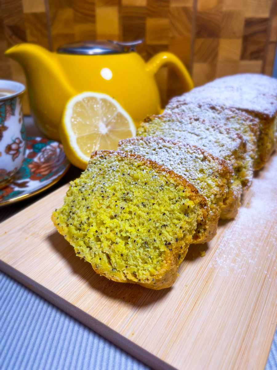 Лимонный кекс с маком 