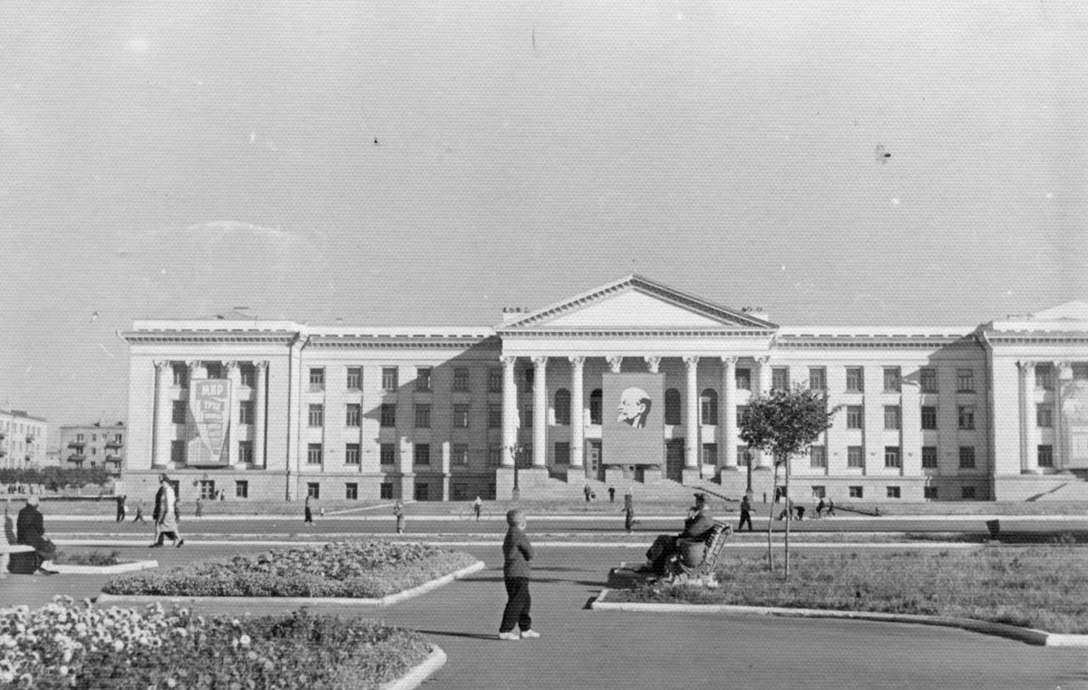 Дворец культуры и техники Новокраматорского машиностроительного завода, 1970-е