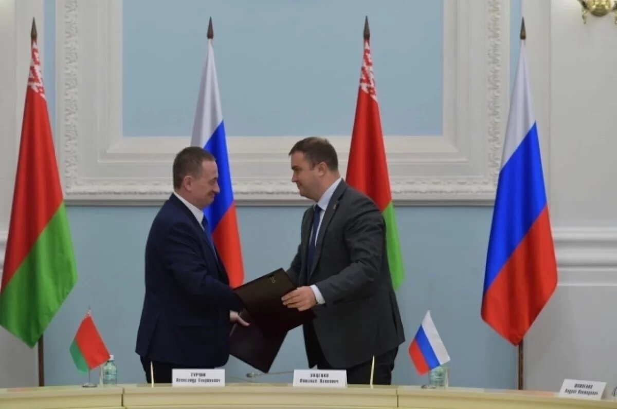    Крепкая дружба.