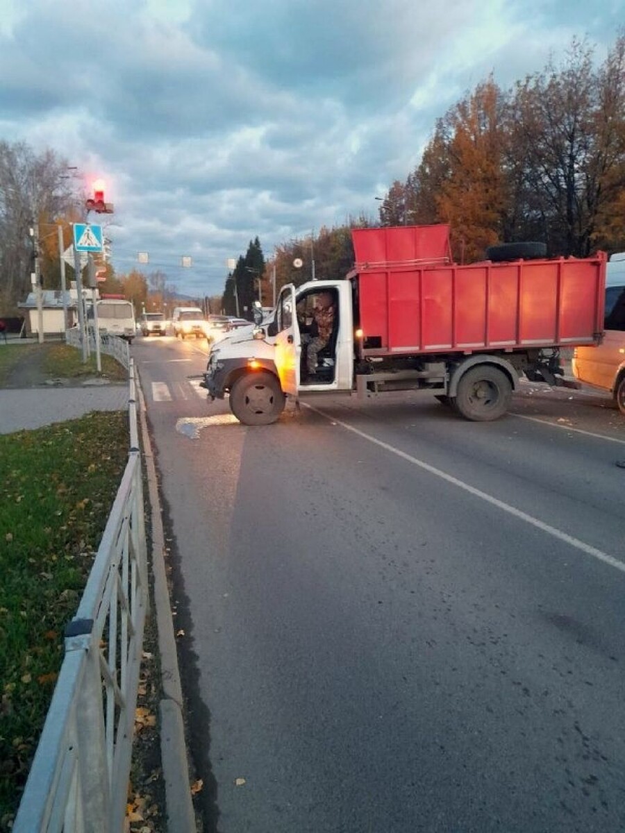    ДТП в Горно-Алтайске. Источник: МВД по Республике Алтай