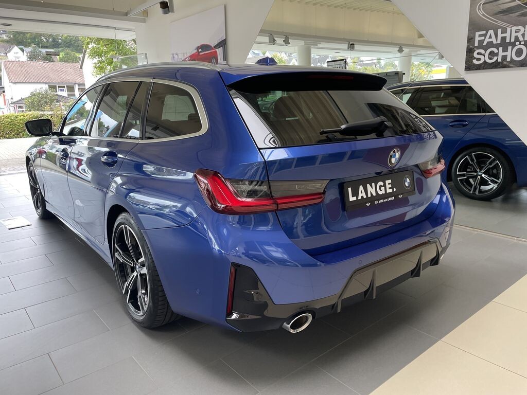 BMW 3-Series. Источник иллюстрации - Яндекс.Картинки