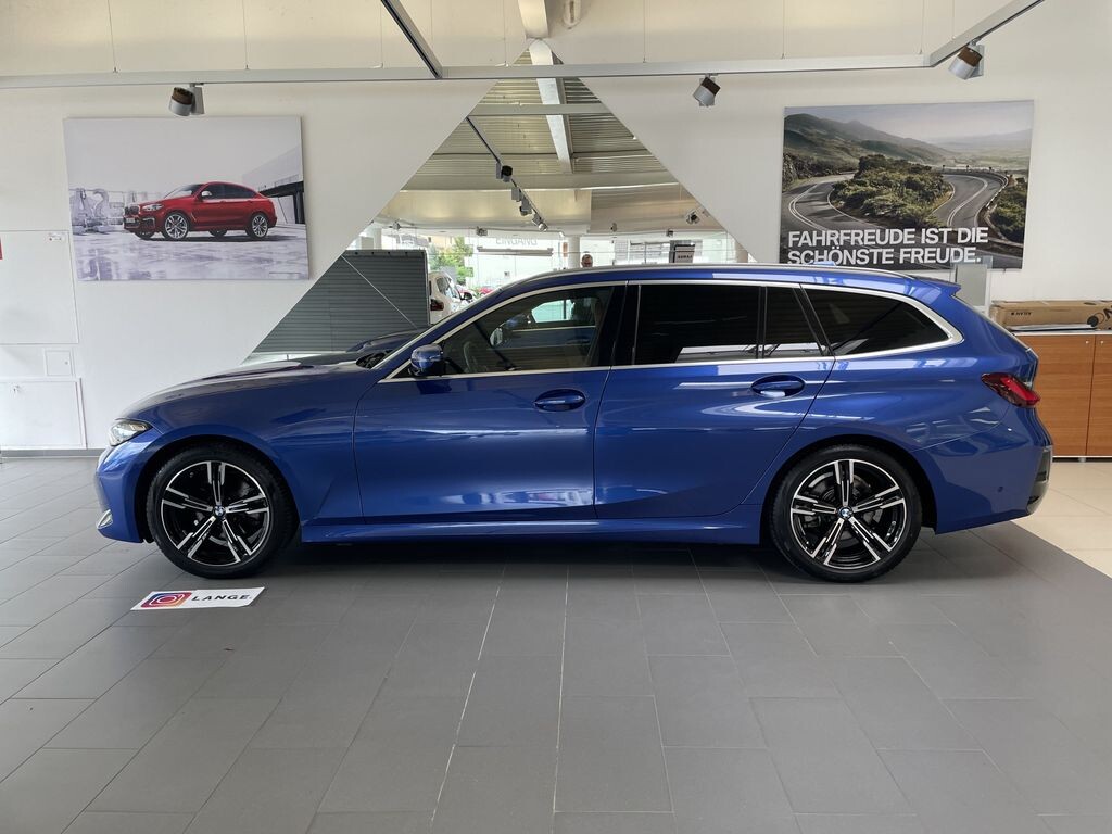 BMW 3-Series. Источник иллюстрации - Яндекс.Картинки