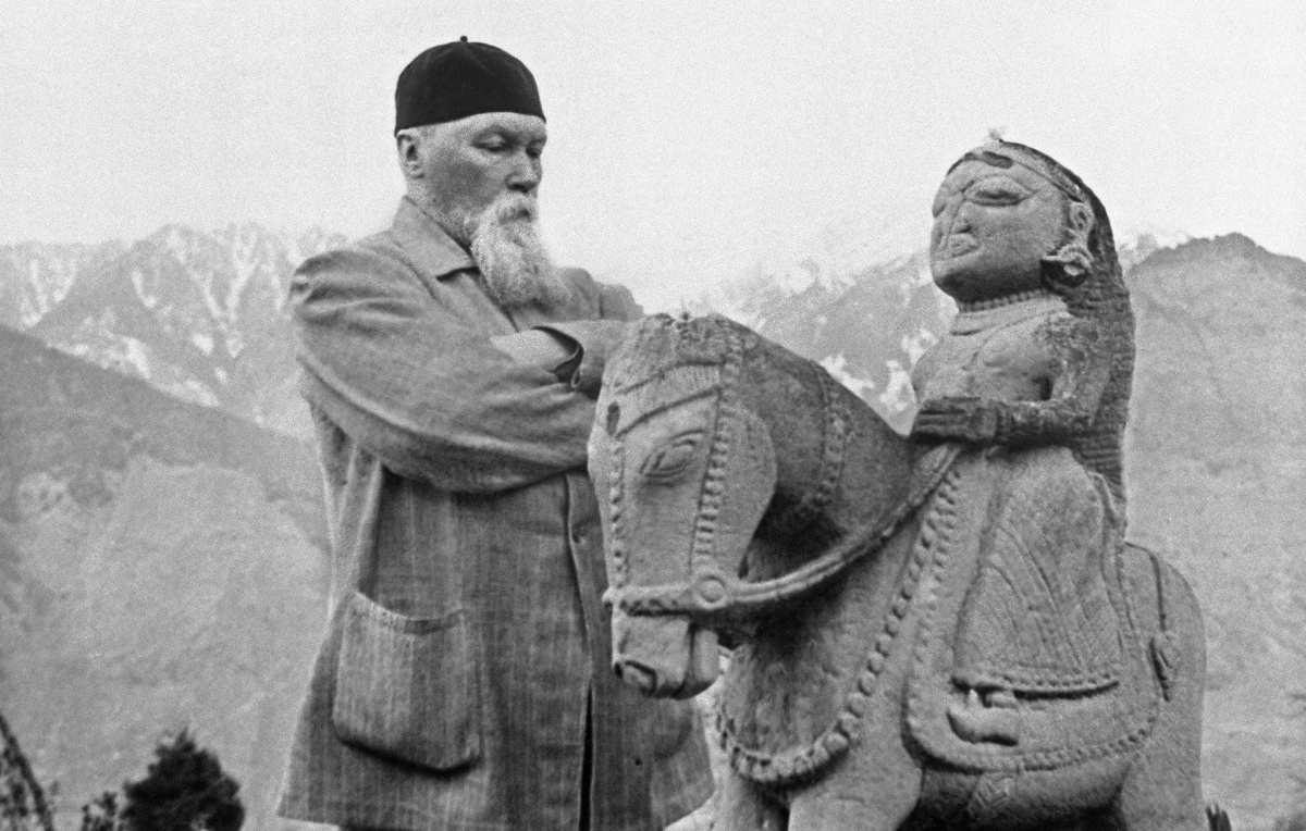    Николай Рерих  ТАСС