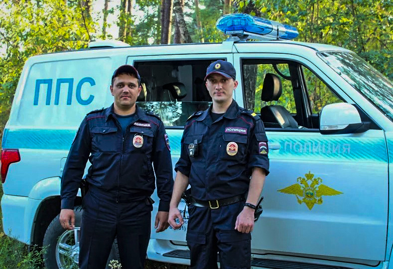 Юрист ответил: Могут ли сотрудники ППС останавливать автомобиль для проверки документов?