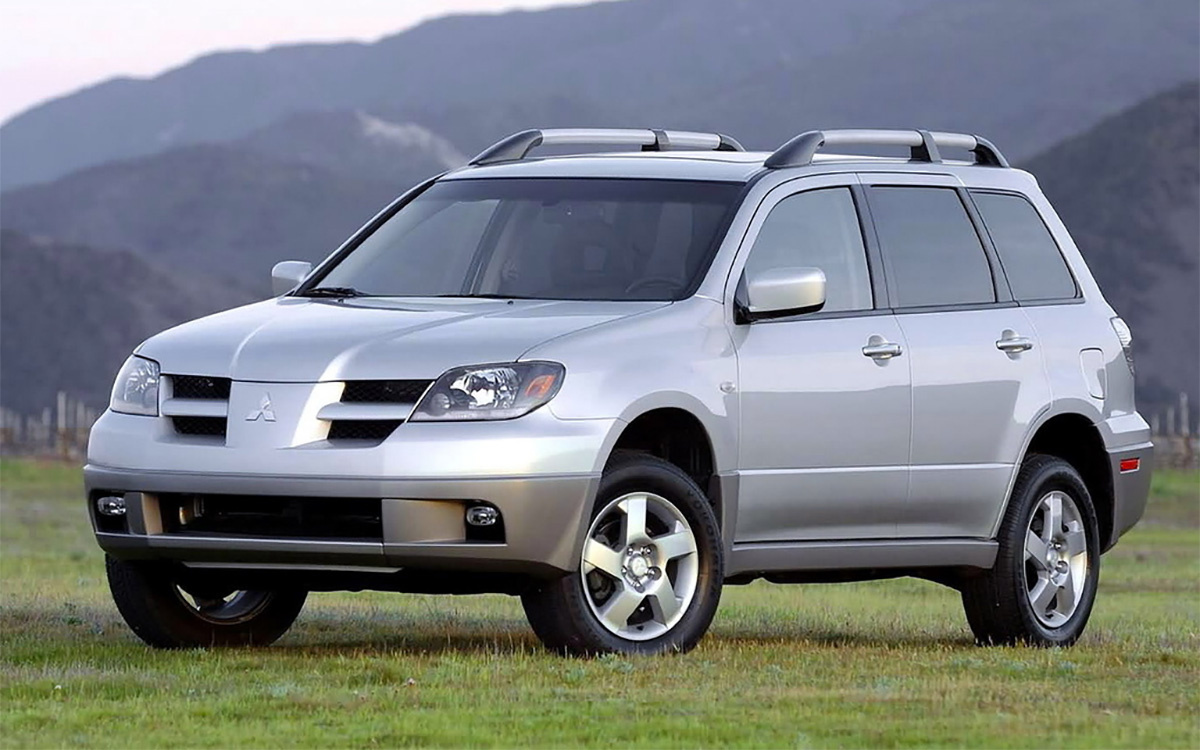 Mitsubishi📷Mitsubishi Outlander I