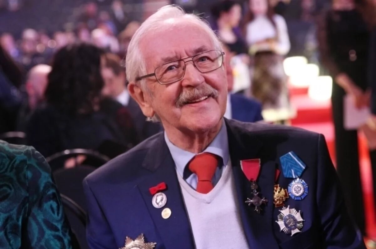    Mash: у Василия Ливанова выявили опасное поражение мозга