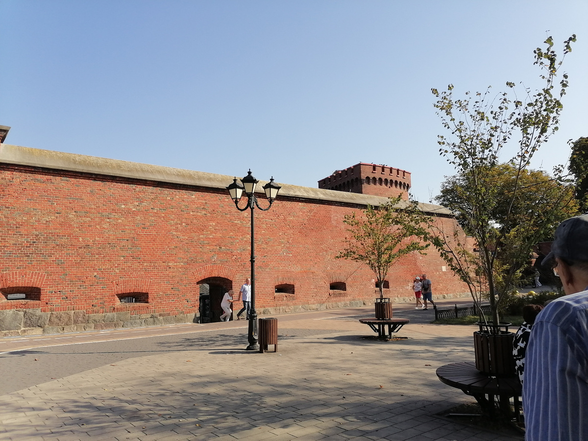 Оборонительное сооружеение (башня Дона) в Калининграде. Фото автора. 