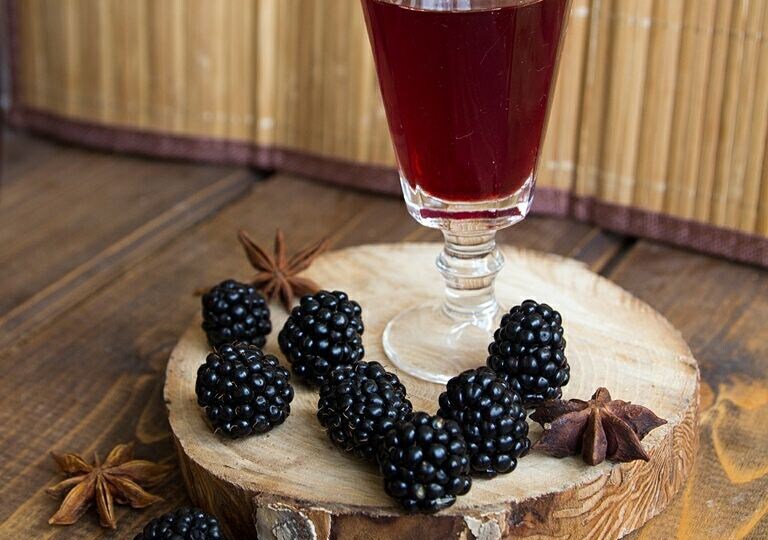 Настойка на ежевике