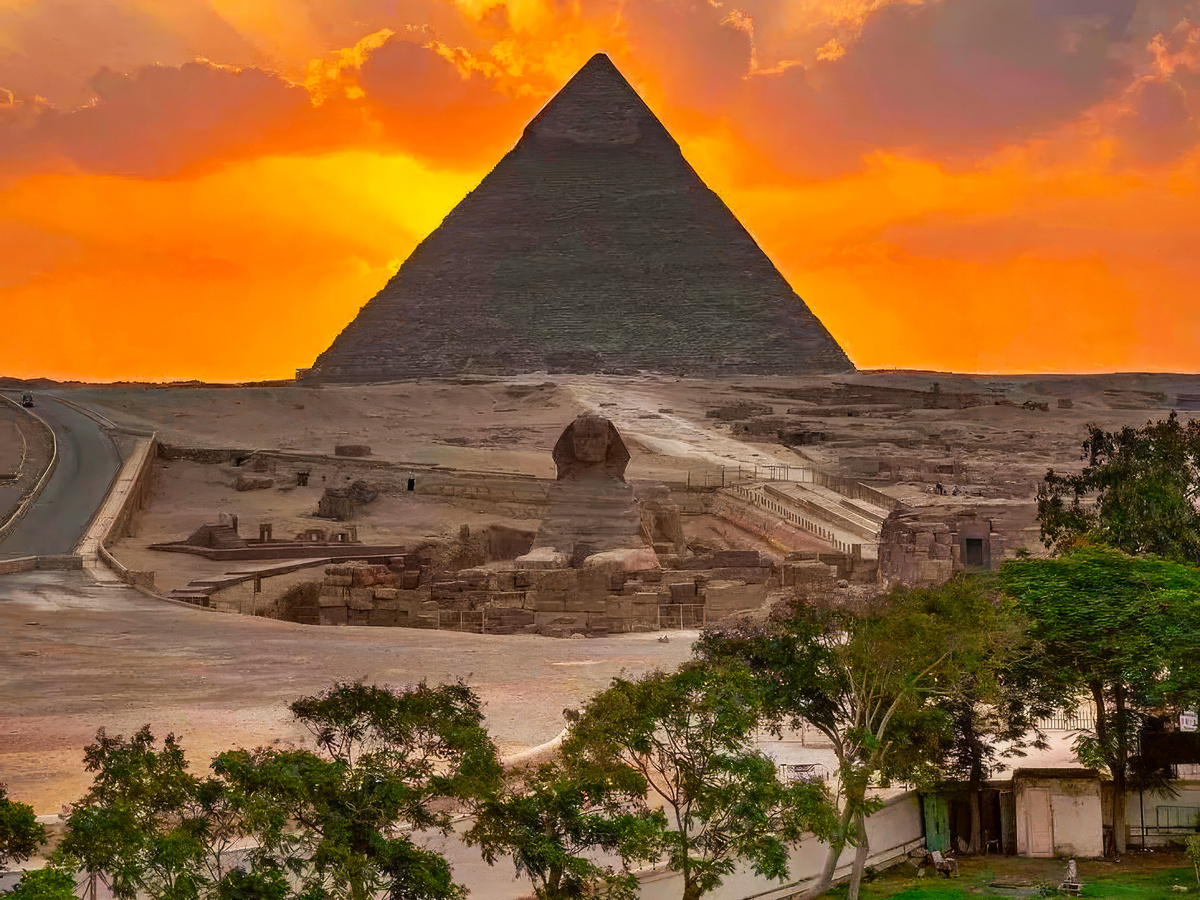 © mohmd.sayed, Grant Faint, James Cruz