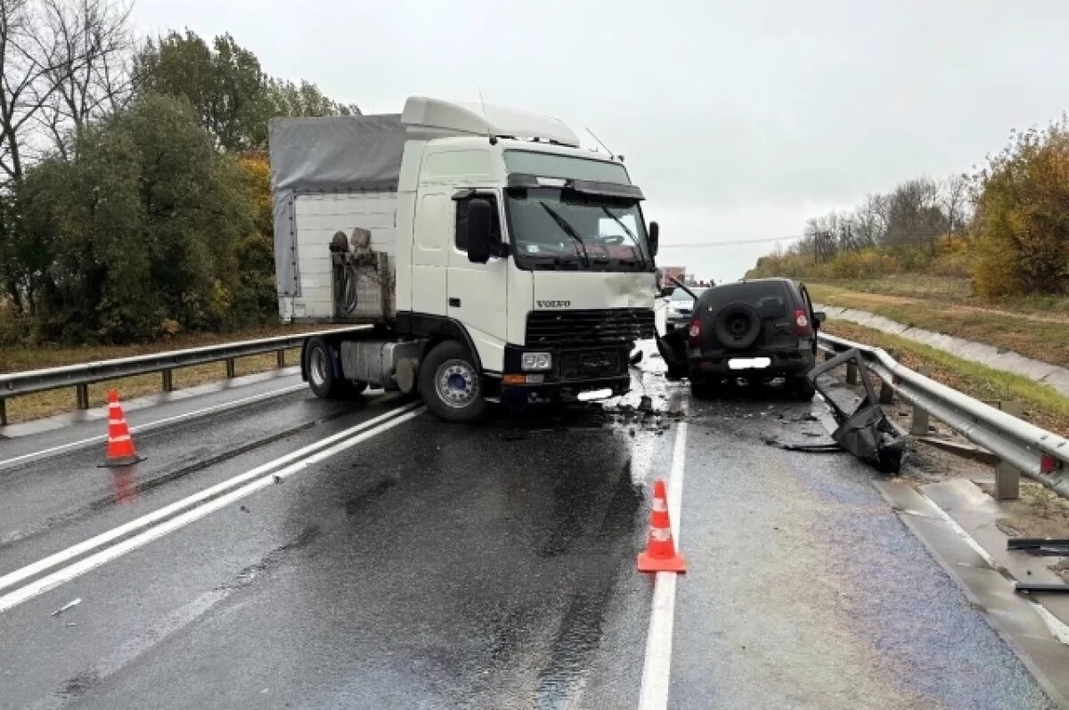    В страшном ДТП в Орловской области погиб водитель легковушки
