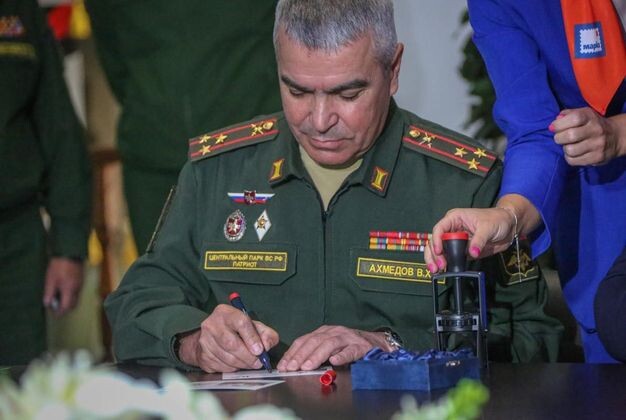 Директор парка "Патриот" Ахмедов