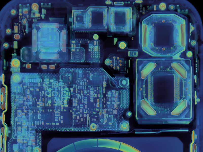   Инженеры iFixit создали «рентгеновские» обои для iPhone 16