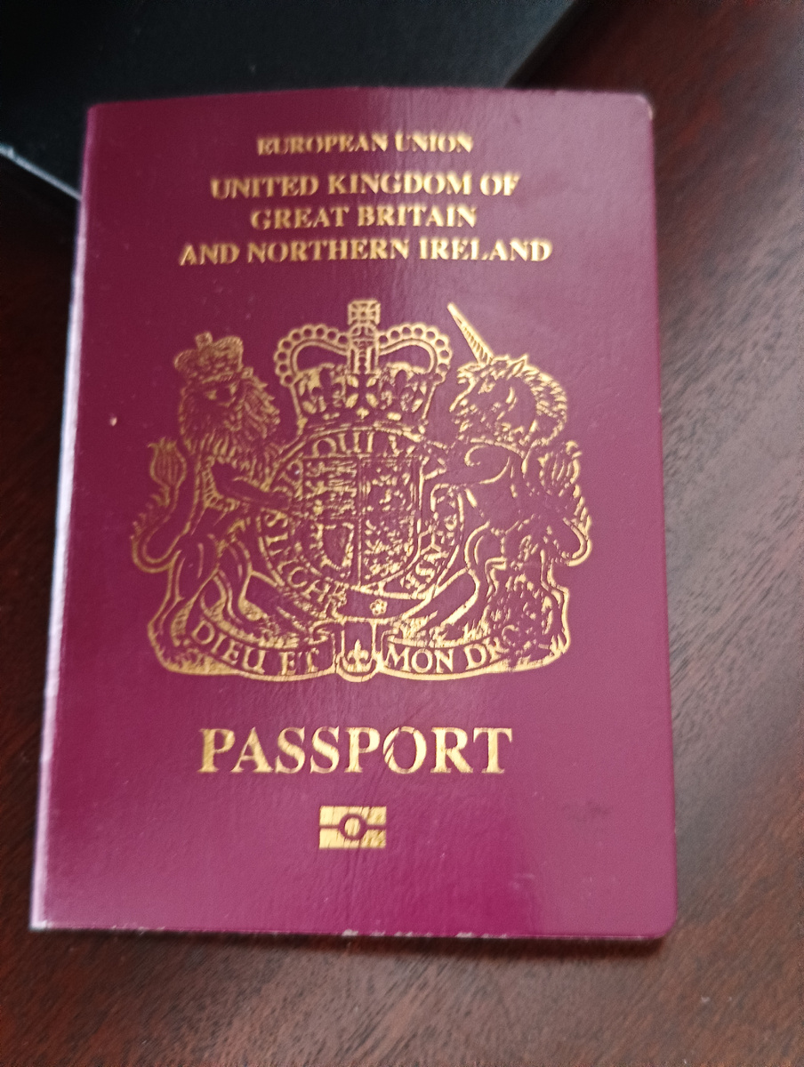 Обложка паспорта до брексита