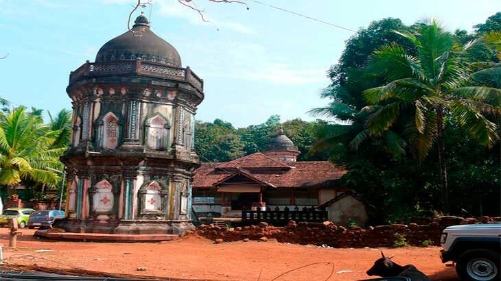 Гокарна - город тысячи храмов. 