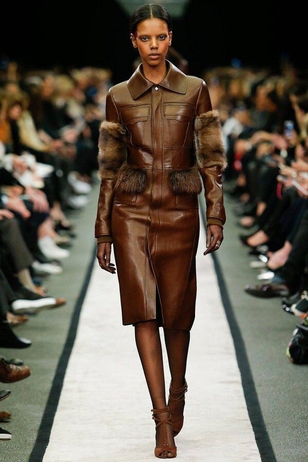 №6 Модные плащи, тренчи 2024-2025