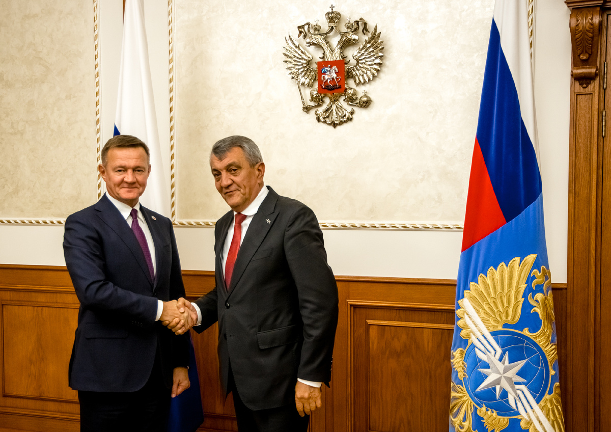 Министр транспорта РФ Роман Старовойт встретился с главой Республики Северная Осетия – Алания Сергеем Меняйло