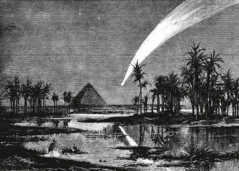 Комета над пирамидами Египта