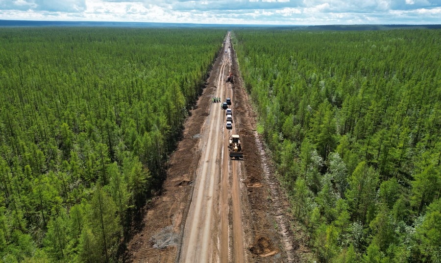 © Росавтодор / rosavtodor.gov.ru / CC BY 4.0 (Строительные работы на участке трассы А-331 «Вилюй» с 1152-го по 1170-й км)