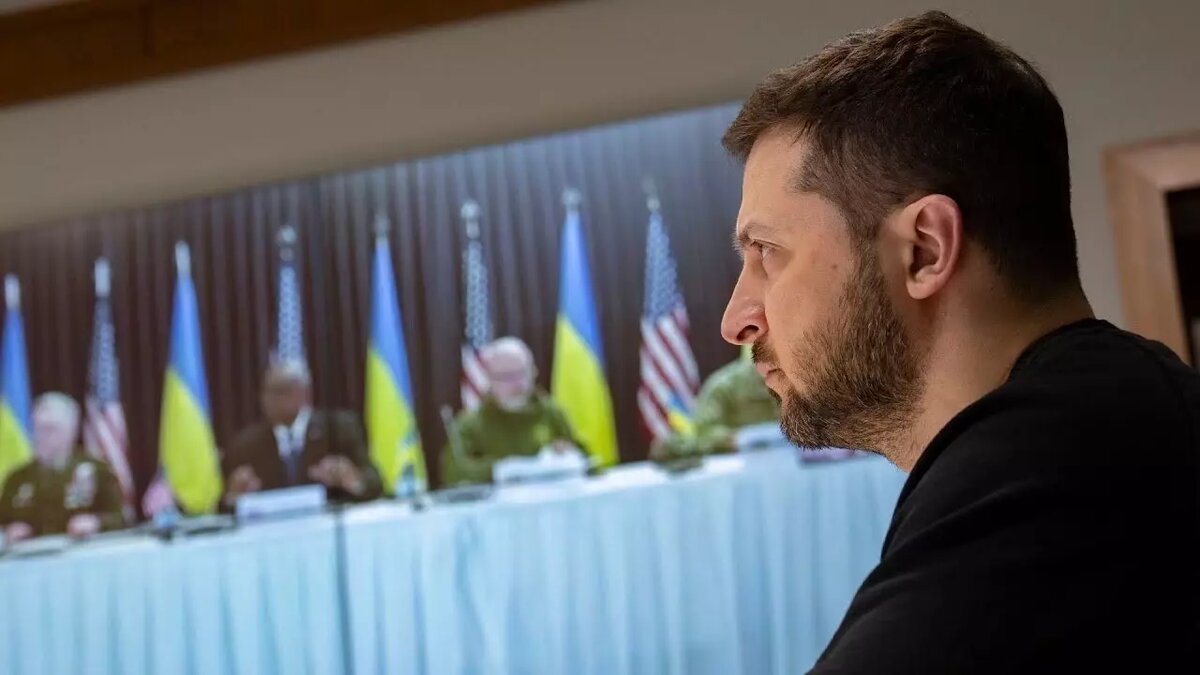 Зеленский снова не представит свой «план победы».. Источник: Youtube