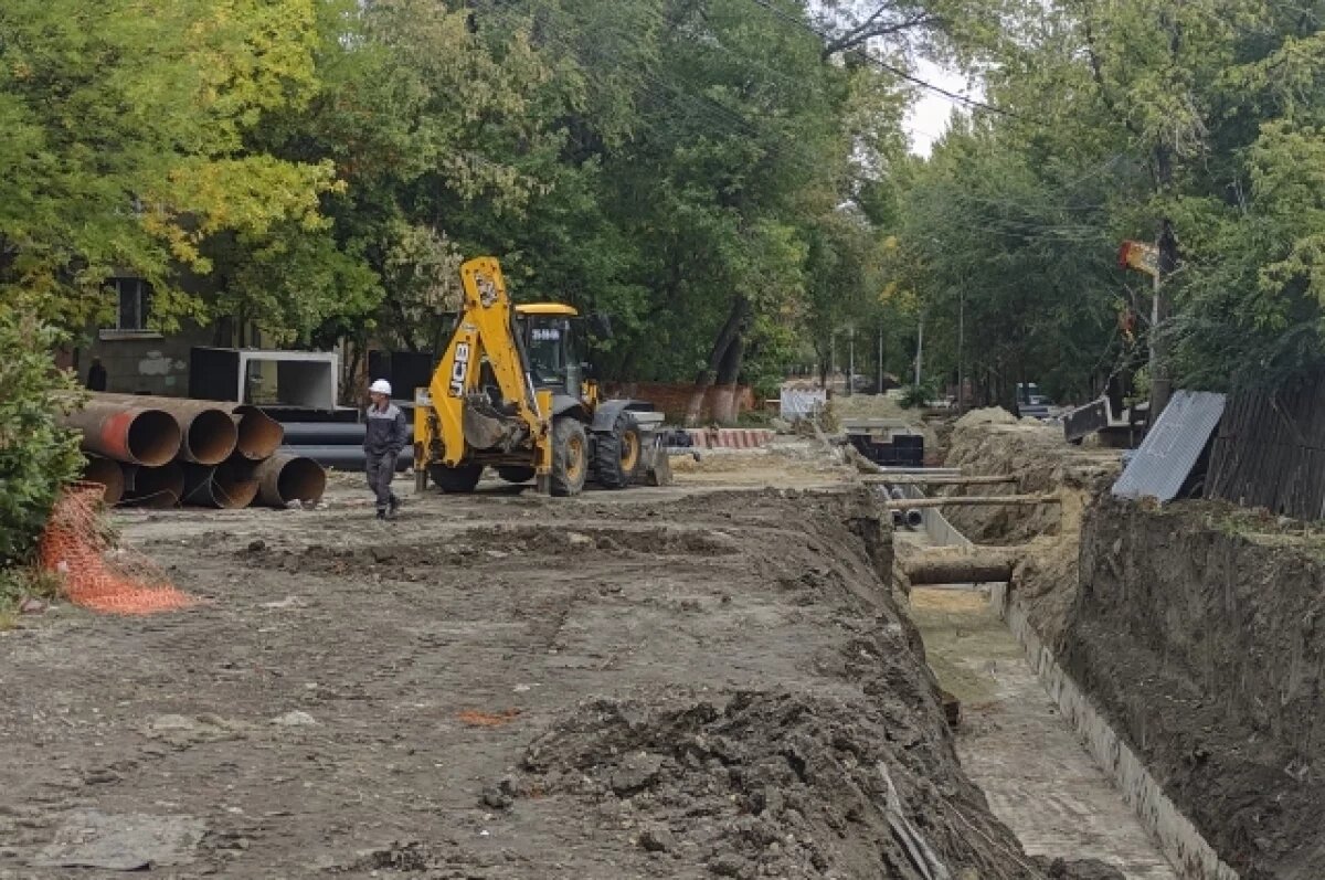    Плавучий Саратов.