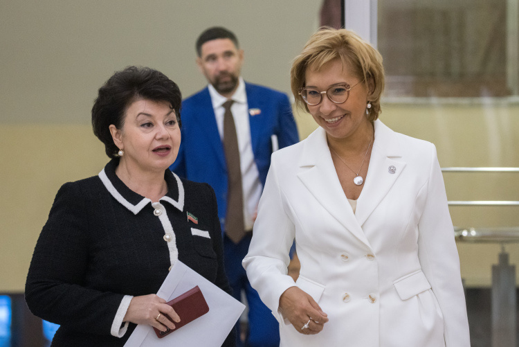    Эльмира Зарипова заверила «БИЗНЕС Online», что, несмотря на имеющиеся трудности, проект бюджета учел все запросы социального блока.   
Фото: «БИЗНЕС Online»