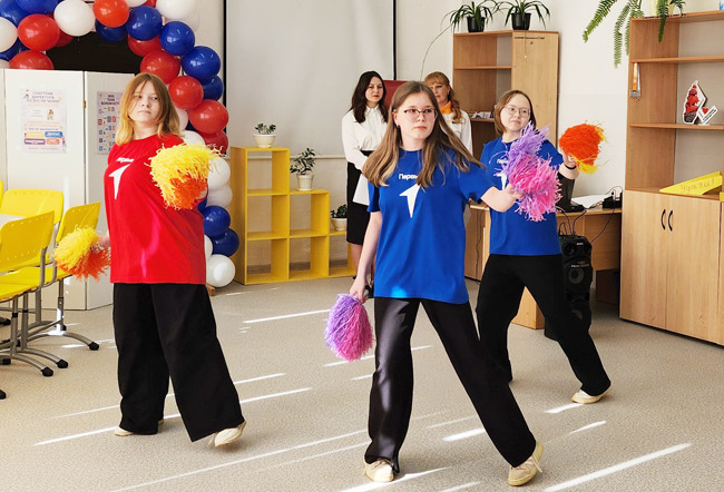 Момент открытия нового школьного пространства