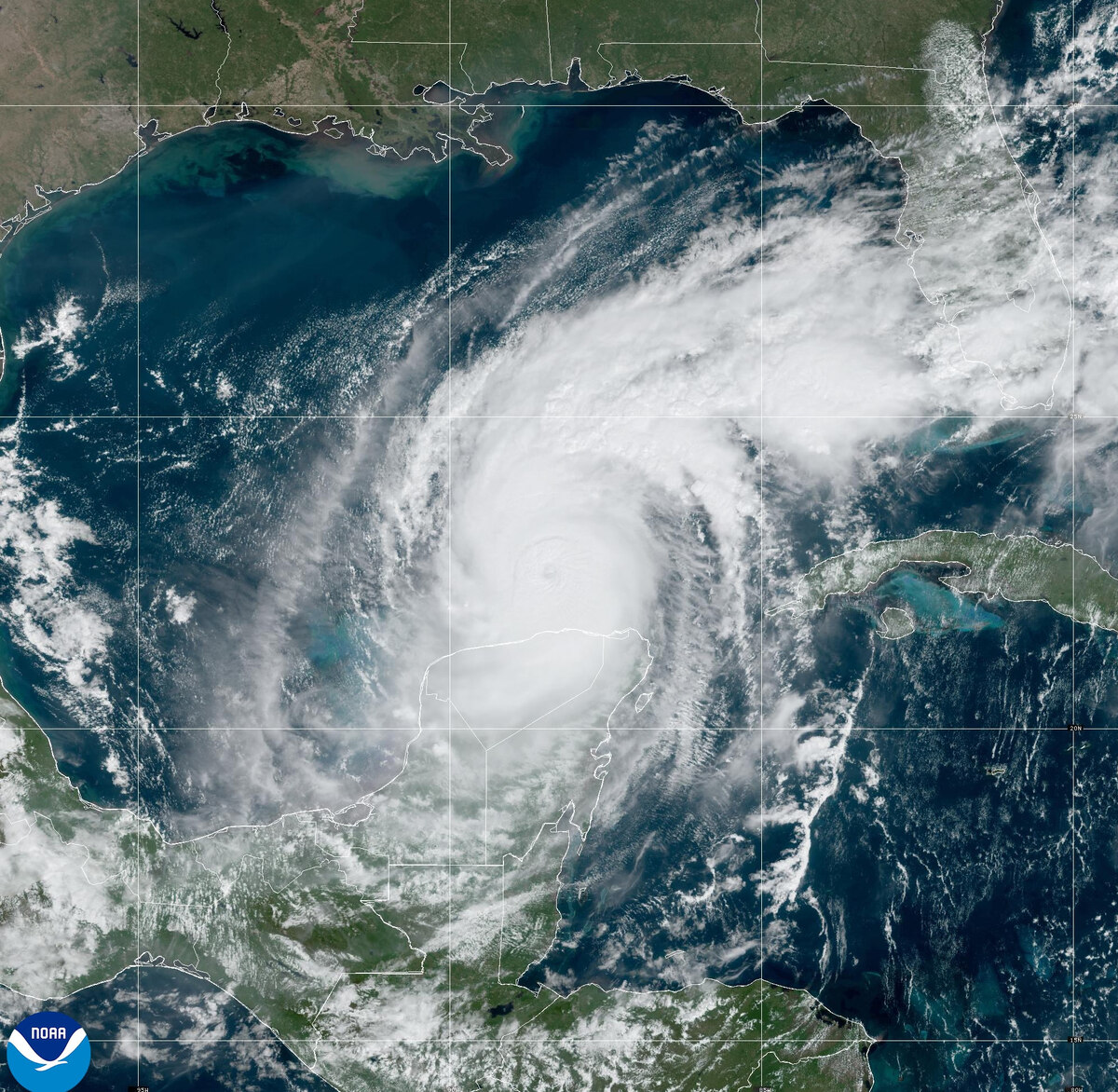 NOAA\Keystone Press Agency\Global Look Press