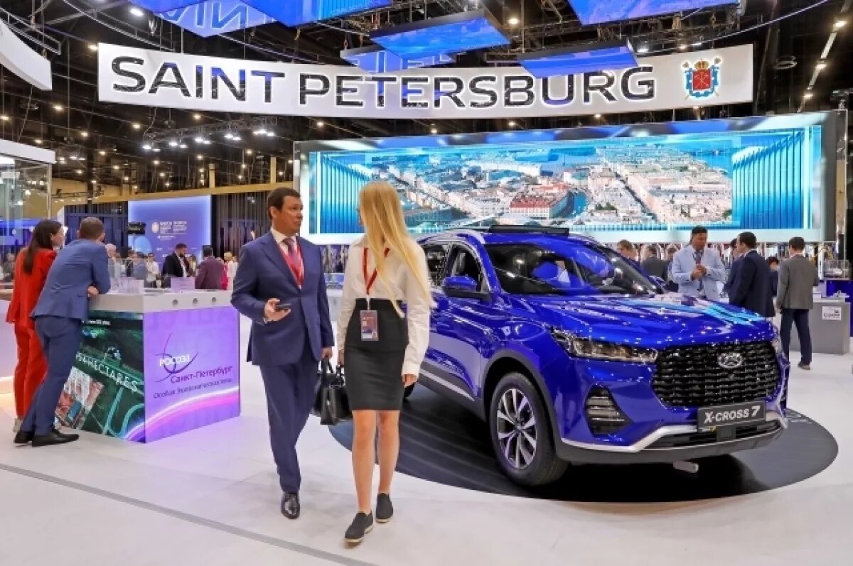    «АвтоВАЗ» собирается представить на ПМЭФ-2025 новый кроссовер B-Plus Cross