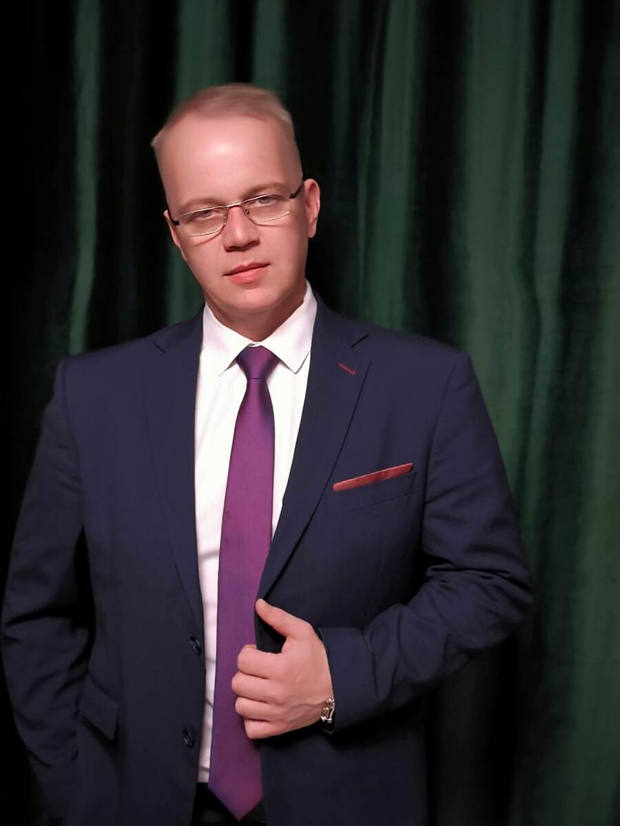 Александр Гагарин