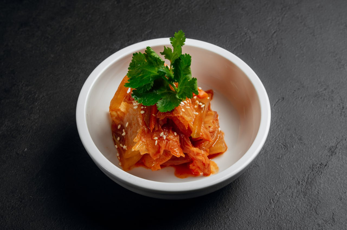 Фото: капуста кимчи в ресторане Biwon