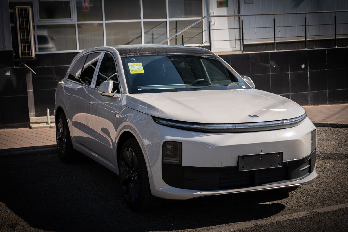 Lixiang L6 Pro слоновая кость