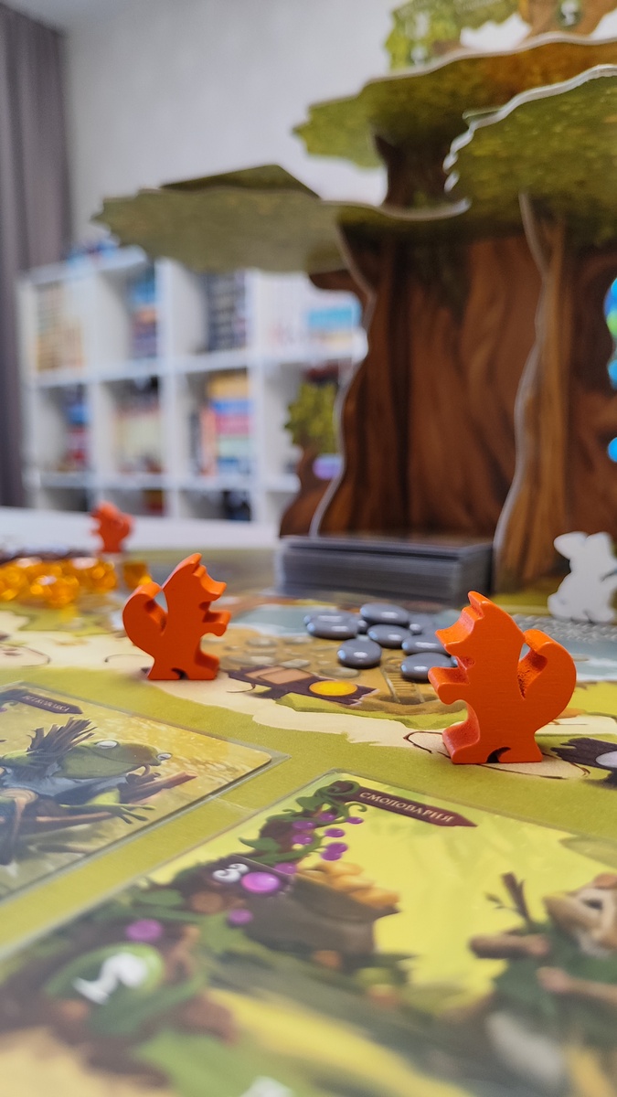 Компоненты настольной игры "Эверделл"