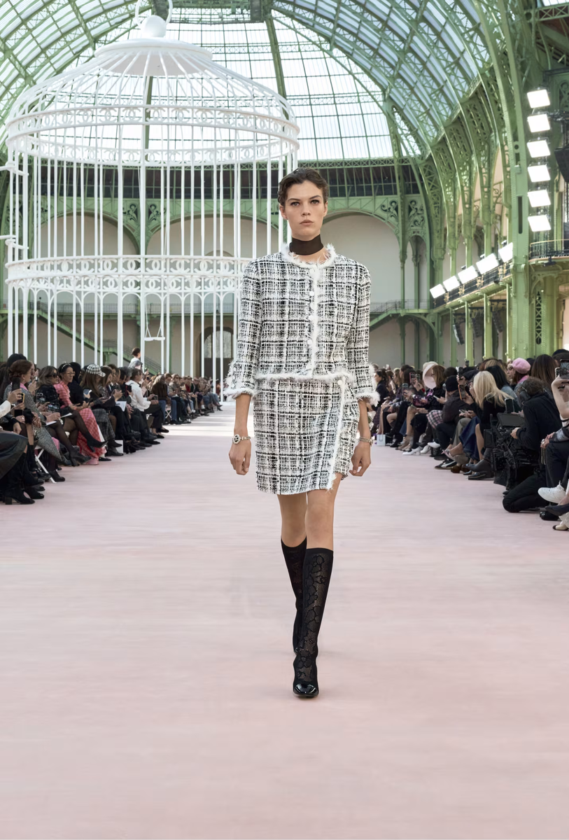 Chanel Весна-Лето 2025 - женственность в каждом шаге