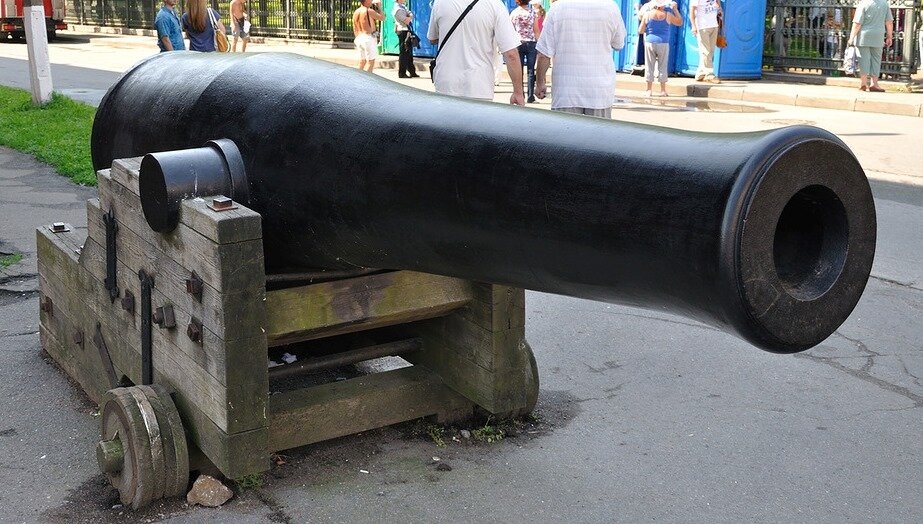 "Бомбические" орудия