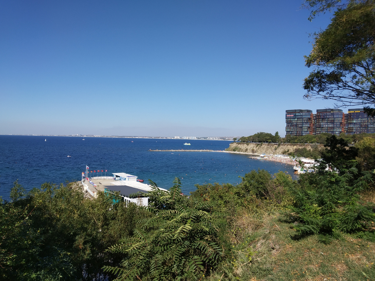 Анапская бухта в сентябре 2024 года - фото автора публикации