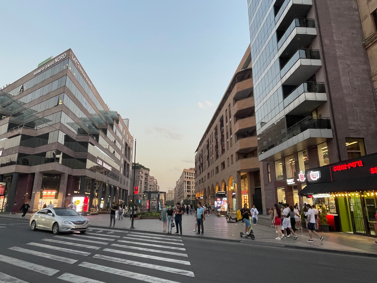 Местный Арбат