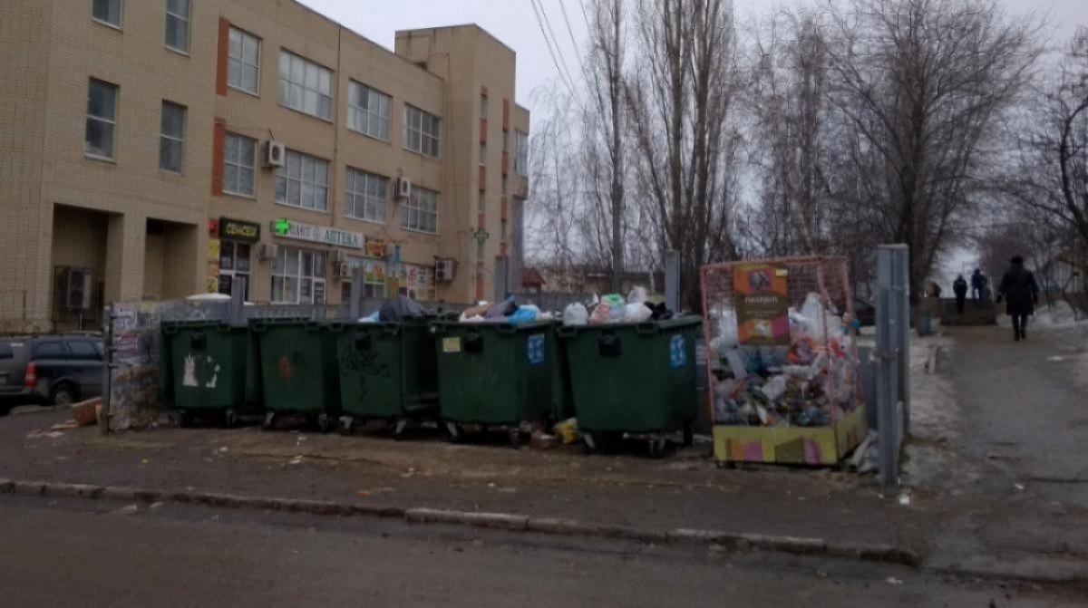    В Саратове из-за поломок техники мусор вывозят по ночамНовости Саратова и области – Сетевое издание «Репортер64»