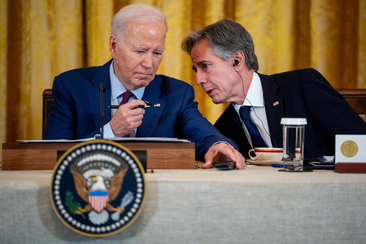     Президент США Джо Байден и глава Госдепа Энтони Блинкен / Gettyimages.ru / Andrew Harnik
