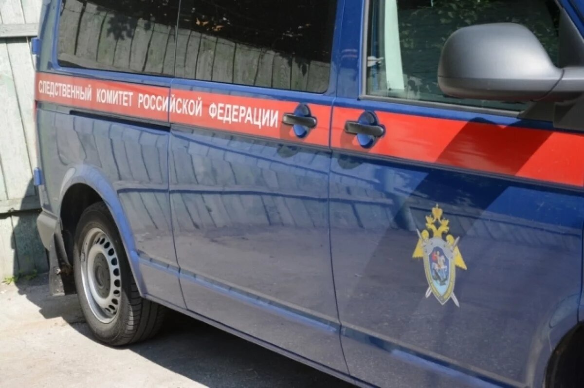    В деле Иванова о растрате фигурирует сбежавший за границу банкир Бугаевский