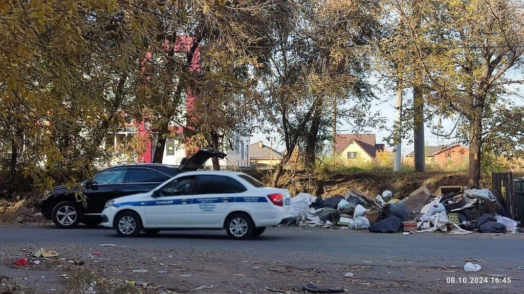    В Оренбурге начались совместные с полицией рейды по сваливанию мусора вне площадок